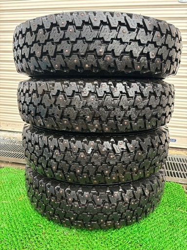 スパイクタイヤ　155SR12 ダンロップ　スタッドレス　フルピン　12インチ
