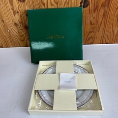 k1015606 未使用品 Noritake ノリタケ ディナー皿 箱あり レースゴールド ハンプシャープラチナ プレート  食器 コップ 皿 花柄 白 金彩 美品 中古 現状品の画像