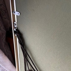 大きい縦長い額縁の画像