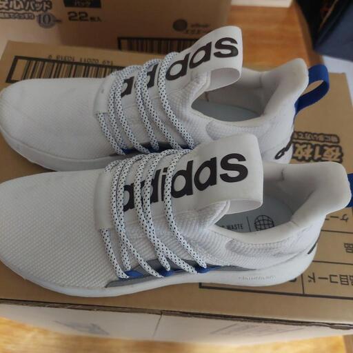 adidasの靴
