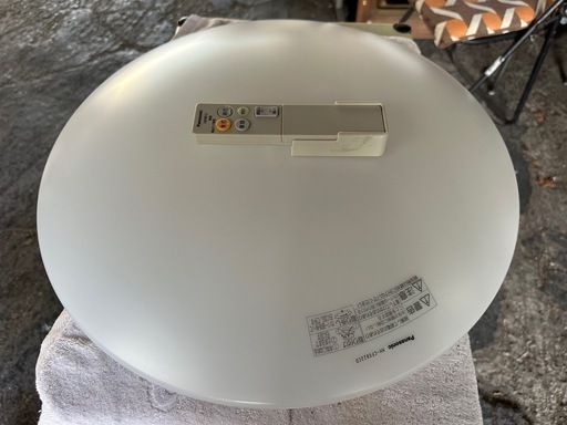 Panasonic｜パナソニック  LEDシーリングライト HH-CF0822CD [8畳 /昼光色 /リモコン付属]のレビュー 8 LEDシーリングライト HH-CF0822CD [8畳 /昼光色 /リモコン付属]