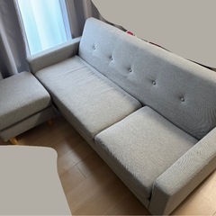 グレーソファー