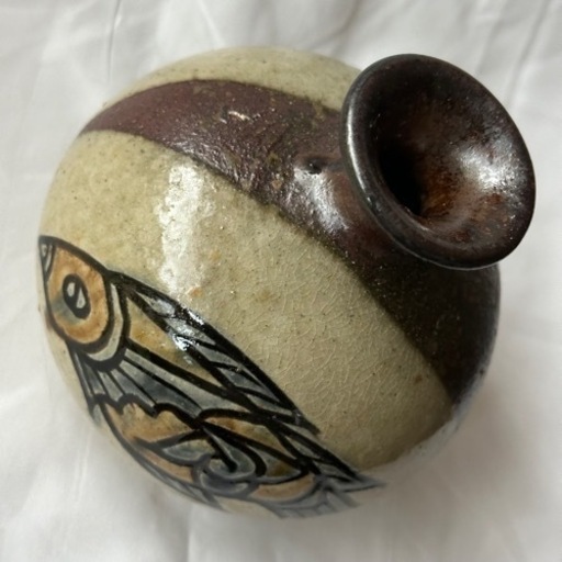 金城敏男　壺屋焼　魚文、海老文　酒器、一輪挿し　出品1