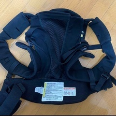 Aprica　コアラウルトラメッシュ　抱っこ紐　ブラックの画像