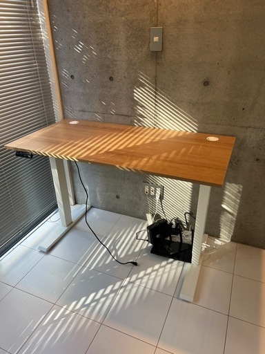 【一年のみ使用】
Sunon 電動昇降デスク　ナチュラルオーク