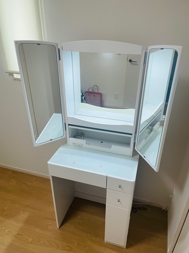 化粧ドレッサー
