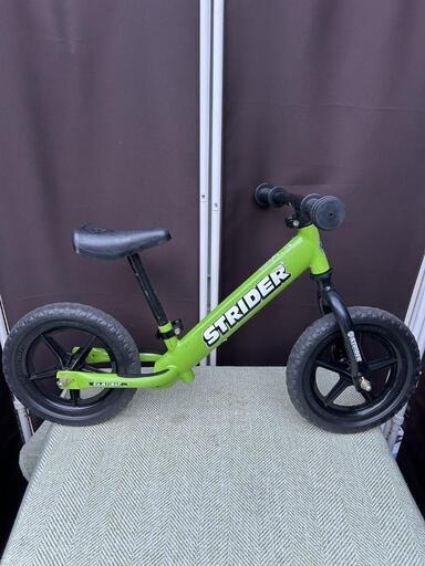 ストライダースポーツ　キックバイク　12インチ
