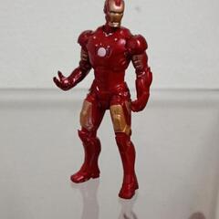 アイアンマンとエイリアン　ガチャガチャガチャセットの画像