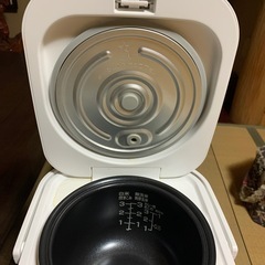 炊飯器の画像