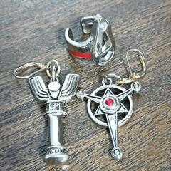 ウルトラマン　アクセサリー