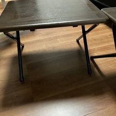 カインズ折りたたみテーブル②