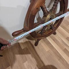 操舵輪の画像