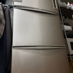 冷蔵庫SHARP 3ドア