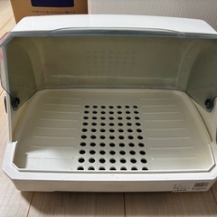 カップ乾燥ラック付き排水、カップ蓋付きの食器ホルダー、ベビーボトルラック、キッチンキャビネットストレージボックス、キッチン・家庭・オフィスに適していますの画像