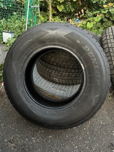 DUNLOP 冬タイヤ 4本 サイズ275/65R17 115Q ランドクルーザープラド
