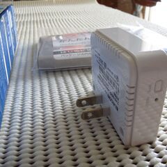 ★ELECOM（エレコム） 高速Wi-Fi中継器 １１ｎ対応 （WTC-300HWH） ☆作動確認済みですの画像