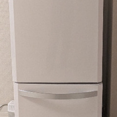 ソファーｘ２　テレビ52型など(レンタルスペース撤退　まとめて引き取りいただける方優先します。の画像