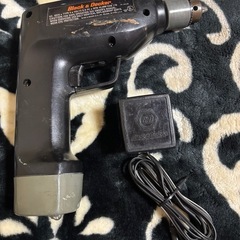 Black & Decker コードレスドリル・スクリュードライバー