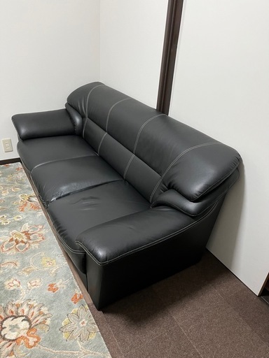 (引き渡し者決定済み)ソフトレザーソファ(モダンデコ)