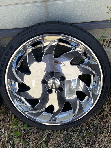 20インチタイヤホイール