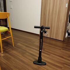 自転車などの空気入れ