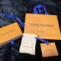 LOUIS VUITTON 空箱　袋　ブランド
