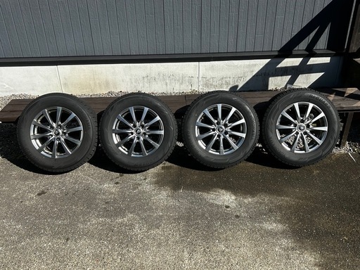 スタッドレスタイヤ2023年製　ホイールセット 16インチ 215/65 R 16