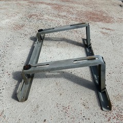 エアコン室外機　据付架台