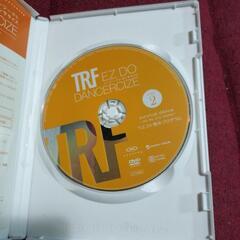 TRFのイージーダンスDVD
　樫木裕実のカーヴィーダンス　　ダイエットDVD　
フォームローラーも付けましたの画像
