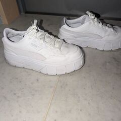 厚底PUMAレディーススニーカー25センチ¥13200→¥1000の画像