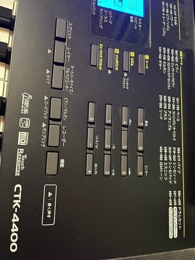 電子ピアノ