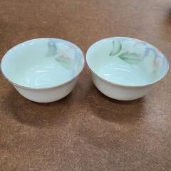 ★11/23まで限定出品★湯呑み　薄緑色　花柄　深川製