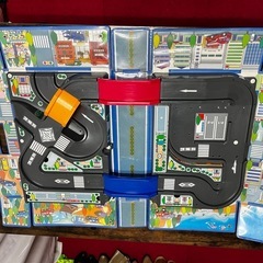 おでかけ立体マップ　トミカ　　の画像