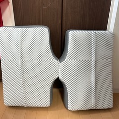 ニトリ】横向きがラクなまくら　2個セットの画像