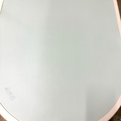 半額以下　中古　セット　軽量　軽い　doridori　iFam Easy Doing リバーシブルキッズテーブル キッズテーブル 丸 安全素材 滑り止め付き 床傷防止 子供 机 キッズ プレイ テーブル 子供用テーブル ベージュ　チェア　　キッズソファー 1人掛け かわいい ロータイプ 子供 椅子 背もたれ クッション　イス　いす 安全素材 滑り止め付き 床傷防止 ベージュグレー　北欧　韓国　おしゃれ　家具　リビング　おもちゃの画像
