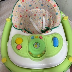 西松屋歩行器