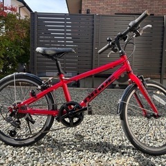子供用　20インチ　クロスバイク　自転車