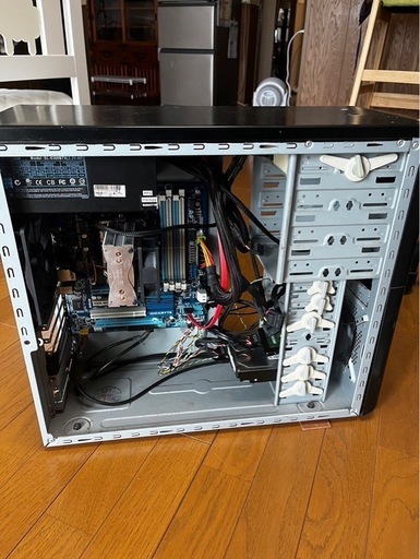 デスクトップ型ゲーミングパソコン　ジャンク