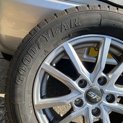 【値下げ】195/65R/15アルミホイール付きスタッドレスタイ...