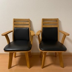 [現在、交渉中]　ダイニングチェア 回転式 2脚セットの画像