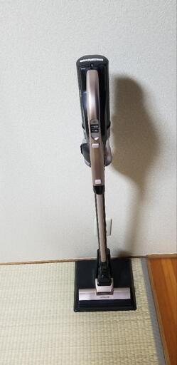 日立　充電式掃除機