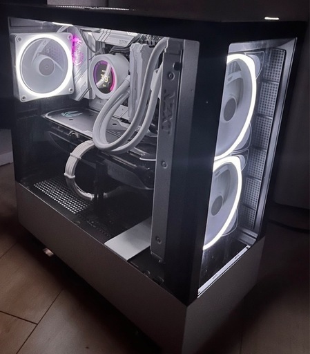 自作ゲーミングPC RTX4070Ti＋ i7 13700KF＋3TB