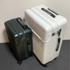 ※新品未使用※20 24インチサイズのスーツケース2点セット（白...