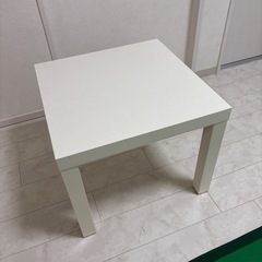 白　木製 スクエアテーブル