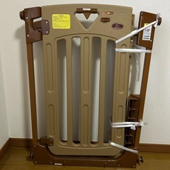 【受け渡し予定者確定しました】日本育児　スマートゲートIIの画像