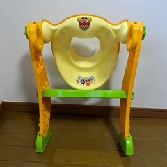 【受け渡し予定者確定しました】アガツマ アンパンマン 2WAYでつかえる！ステップ付き補助便座 それいけ！アンパンマンの画像
