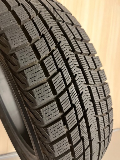 中古スタッドレスタイヤ4本セット！175/65R15 84T IG52