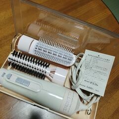 くるくるドライヤー　Curl Dryer の画像