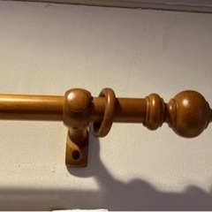 木製カーテンレールの画像