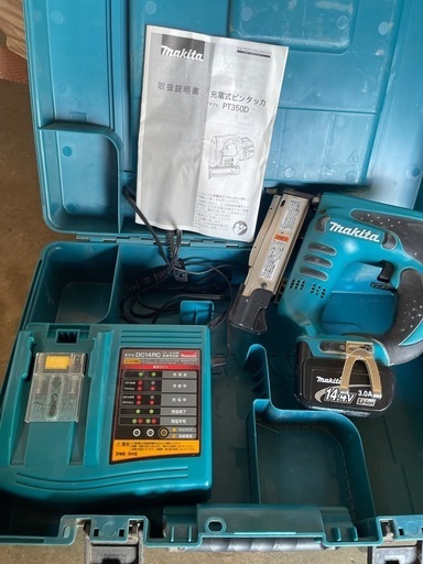 マキタ 14.4V 充電式ピンタッカ PT350DRF(ジャンク品扱い)